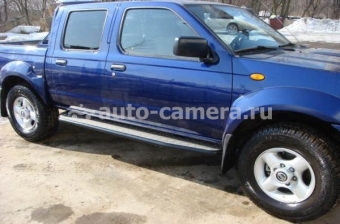 Силовые пороги DDengineer на Nissan NP 300 для NISSAN